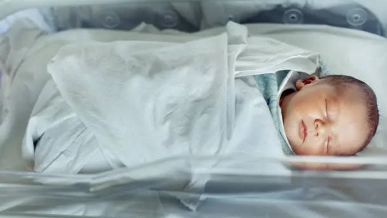 mempersiapkan biaya kelahiran anak