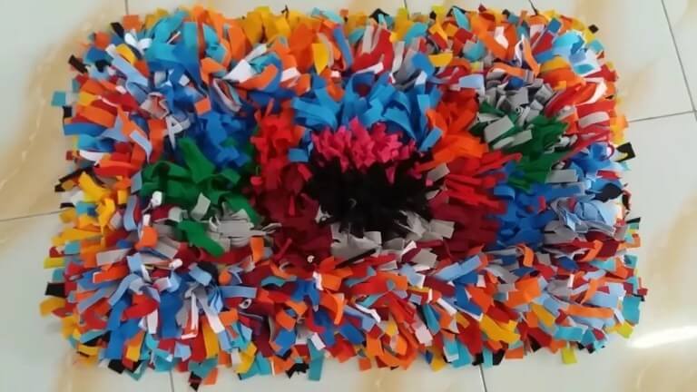 cara membuat keset dari kain perca dan kawat