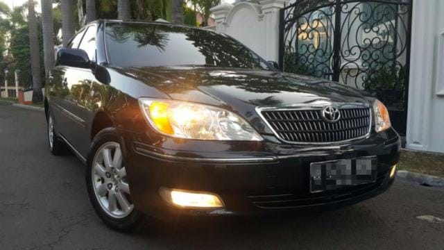 nama mobil sedan jadul