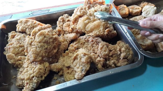 jenis jualan makanan yang laris di kampung